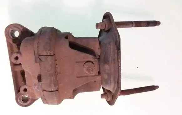 Dodge Magnum Engine mount bracket 30184L 22216190