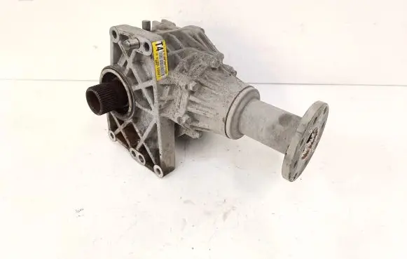 Gearbox transfer box case