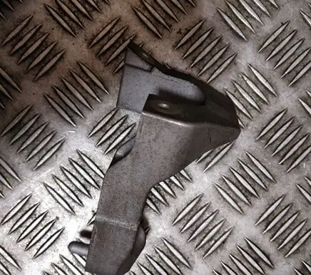 Lexus UX Engine mounting bracket