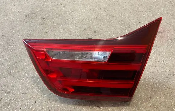 BMW 4 F32 F33 Tailgate rear/tail lights 7296102