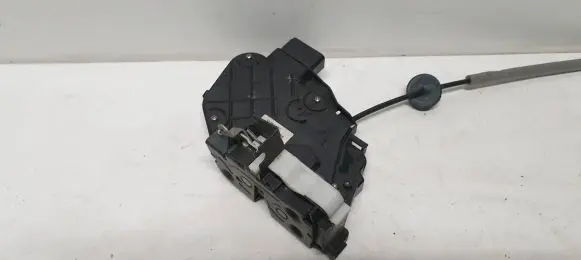 Volvo S80 Front door lock 30784482 986902 060904B