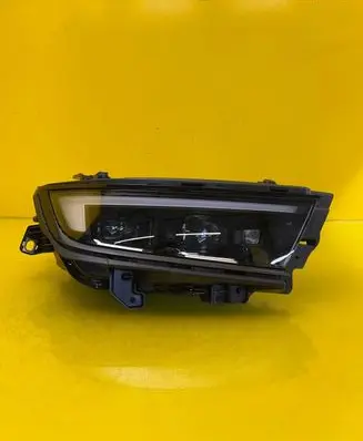 Opel Astra L Headlight/headlamp 9855316680
