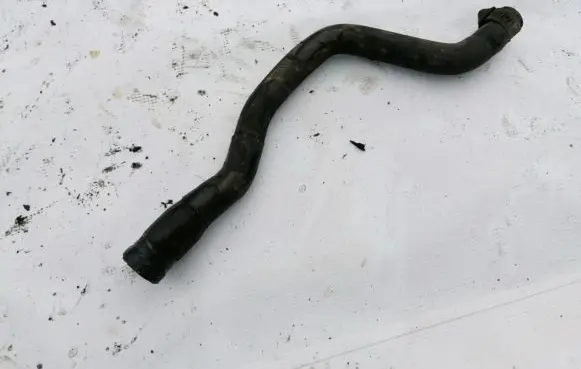 Volvo S40, V40 Engine coolant pipe/hose