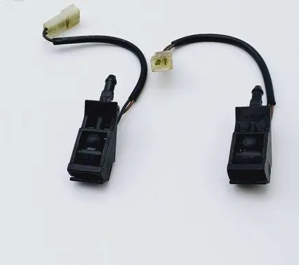 Volkswagen PASSAT B5.5 Windshield washer spray nozzle 6E0955986A