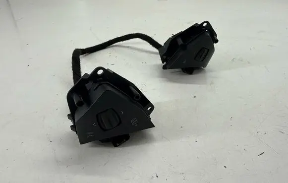 Tesla Model X Steering wheel buttons/switches 101324200K 101324200F