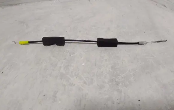 Honda CR-V Rear door cable line 