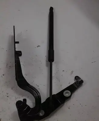 Audi A5 Tailgate/trunk/boot hinge 8W7827302