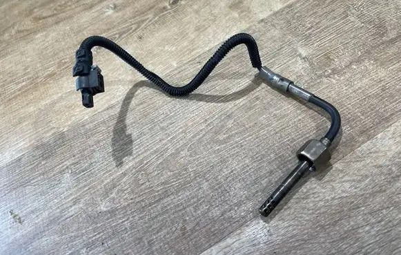 Mercedes-Benz E W213 Exhaust gas temperature sensor A0225451926 49290023