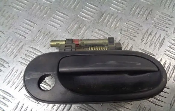 Nissan Almera N16 Front door exterior handle/bracket 