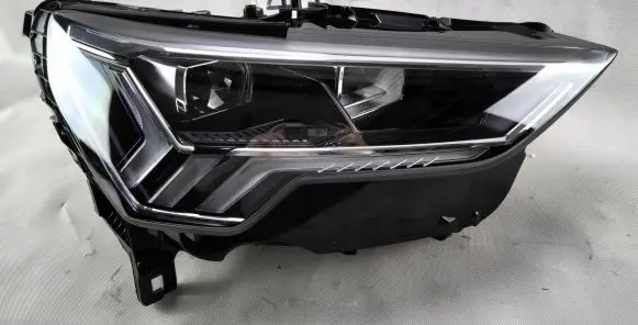 Audi Q3 F3 Headlight/headlamp 83A941034