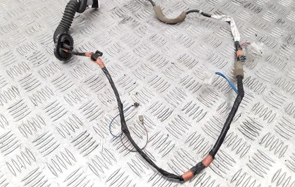 Mazda Demio Rear door wiring loom D20367210B