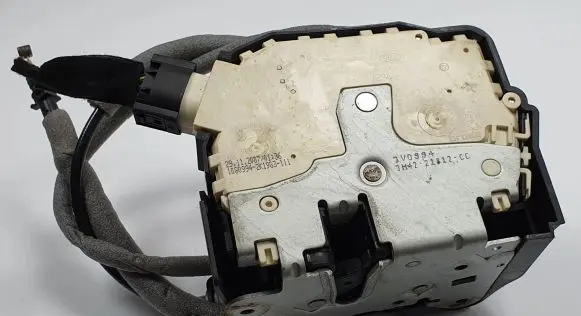 Land Rover Range Rover L322 Front door lock 3H42-21812-CC