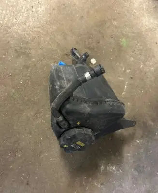 BMW 5 GT F07 Other engine bay part 10708611