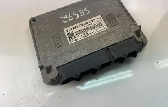 Seat Ibiza III (6L) Engine control unit/module ECU 03E906023D