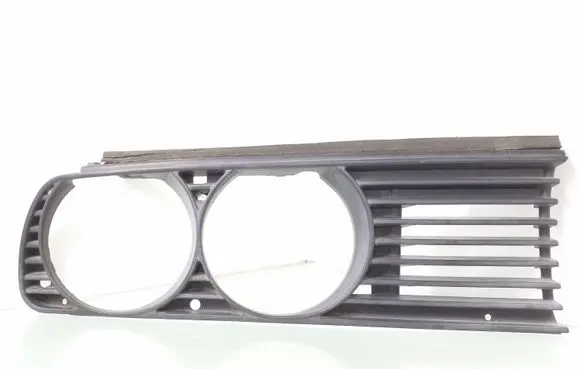 BMW 3 E30 Under headlight/headlamp trim 1876092 18760920