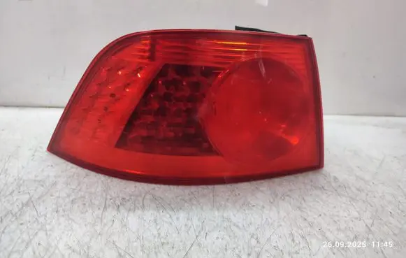 Volkswagen Phaeton Rear/tail lights 