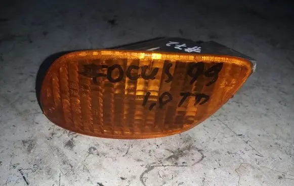 Ford Focus Rear/tail lights XS4X13369A