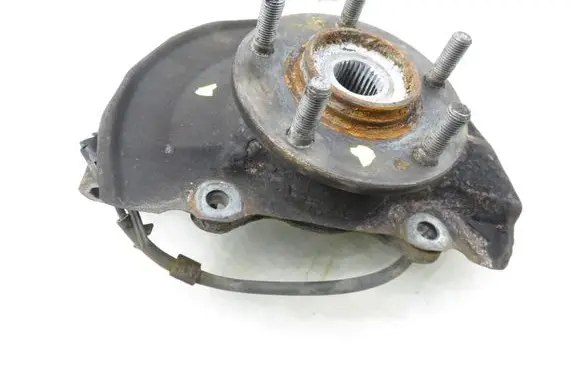 Citroen C-Crosser Front wheel hub spindle knuckle 
