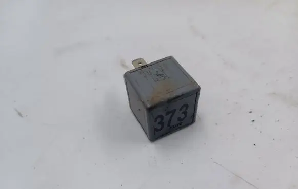 Seat Toledo II (1M) Other relay 8D0951253A
