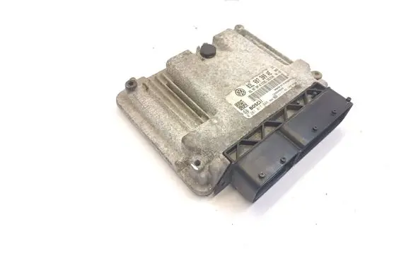 Volkswagen Tiguan Engine control unit/module 03L907309AE 0281017946