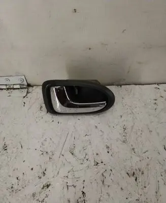 Mazda Premacy Front door interior handle 881