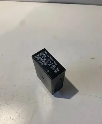 BMW 5 E39 Other control units/modules 37141092396 110187 05103000