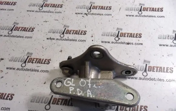 Mercedes-Benz GL X164 Front door upper hinge