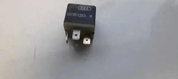 Audi A6 S6 C5 4B Other relay 431951253h