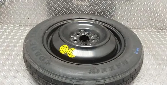 Toyota RAV 4 (XA40) R17 spare wheel 
