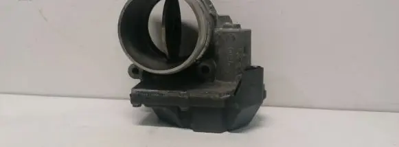 Toyota Avensis T250 Throttle valve 1CDFT