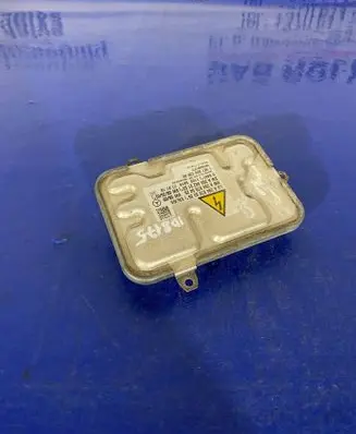 Mercedes-Benz C W204 Xenon control unit/module A2048700326 A2048700426 130732923900