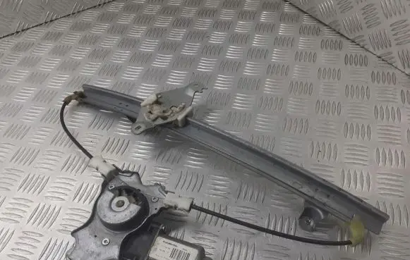 Nissan Primera Rear door window regulator with motor 400600