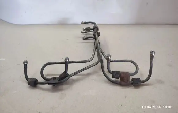 Mitsubishi L200 Fuel line pipe