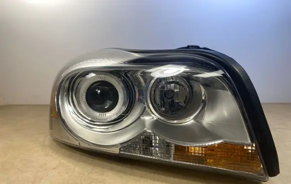 Volvo XC90 Headlight/headlamp 31111846 046899