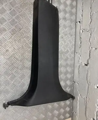 (B) pillar trim (bottom)