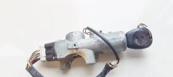 Nissan Primera Ignition lock valeo8145