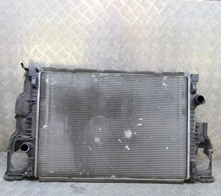 Volvo V60 Coolant radiator 31338765