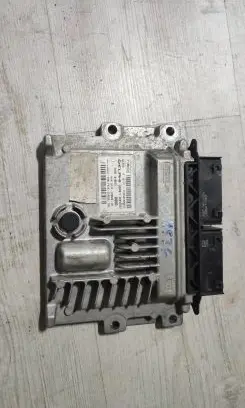 Ford Mondeo MK V Engine control unit/module DS7112B684UE 97RI010012 FS7A12A650CSE