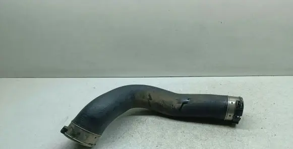 BMW 5 F10 F11 Intercooler hose/pipe