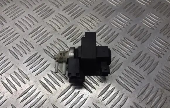 Renault Espace IV Vacuum valve 8200270451