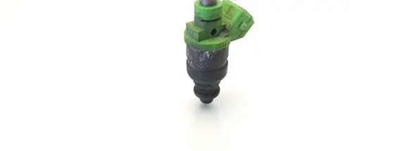 Audi A6 S6 C5 4B Fuel injector 078133551BB