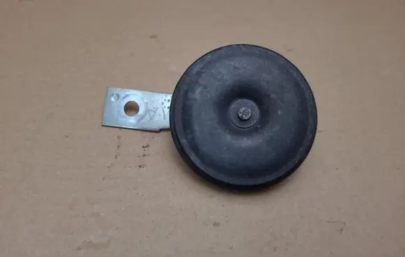 Volkswagen Golf VI Horn signal 