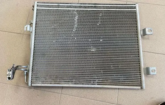 Mercedes-Benz S W221 A/C cooling radiator (condenser) A2215050241 A2215050341 Y409041501