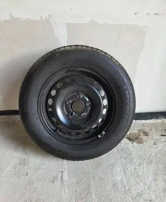 Skoda Octavia Mk2 (1Z) R15 spare wheel 