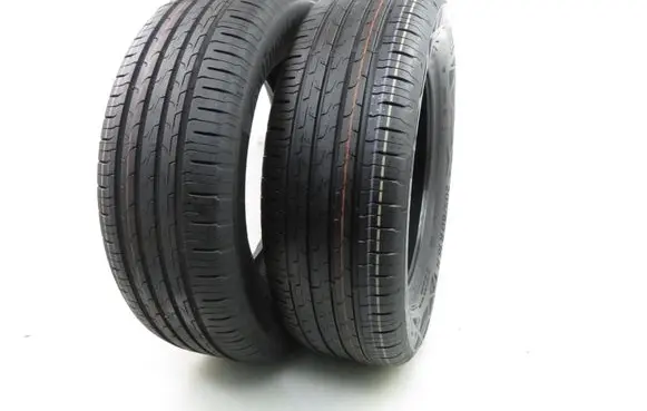Volkswagen Golf V R16 summer tire 