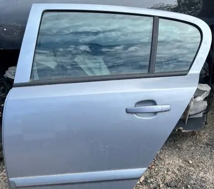 Opel Astra H Rear door 