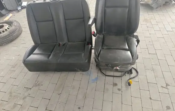 Mercedes-Benz Sprinter W907 W910 Door card panel trim set 16627182819191919