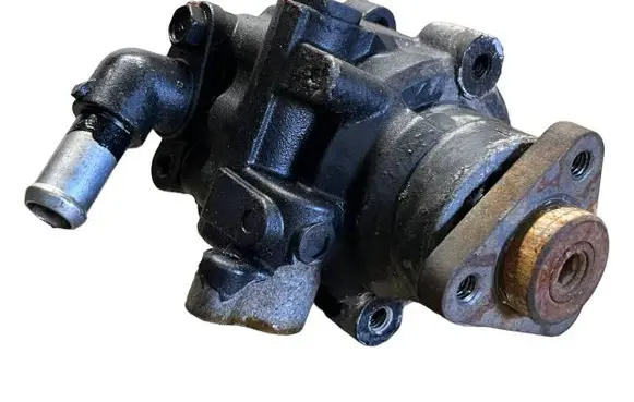 Volkswagen Transporter - Caravelle T5 Power steering pump