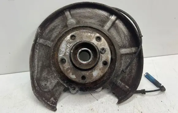 BMW 5 E60 E61 Rear wheel hub