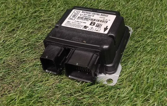 Ford Fusion II Airbag control unit/module DS7T14B321BB 0285012050